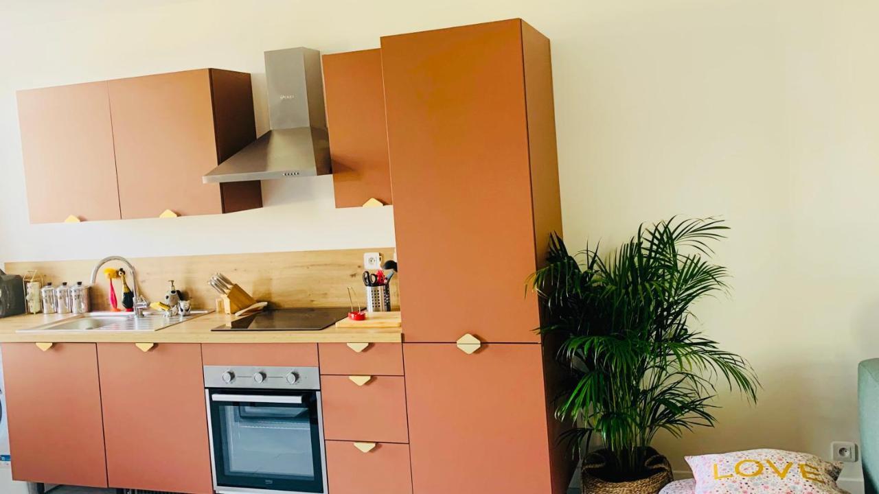 Le Ch'Tit Appart Apartman Liévin Kültér fotó